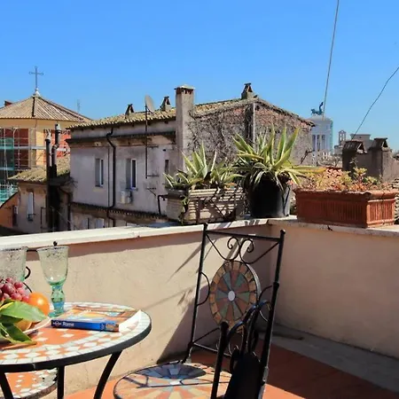Apartment Arco De Cenci